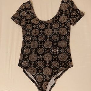 Forever 21 Bodysuit Size Medium